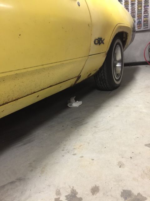 1971 Yellow Plymouth GTX