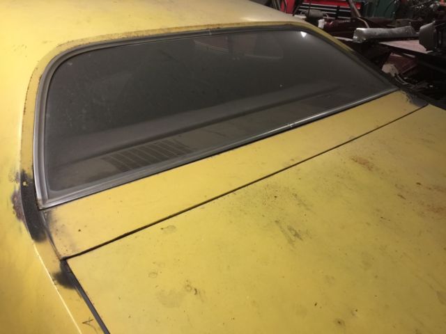 1971 Yellow Plymouth GTX