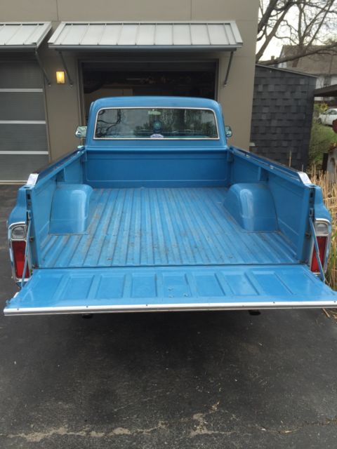 1972 blue with gray trim Chevrolet C-10 Full sized pickup