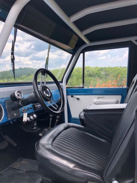 1974 Blue Ford Bronco