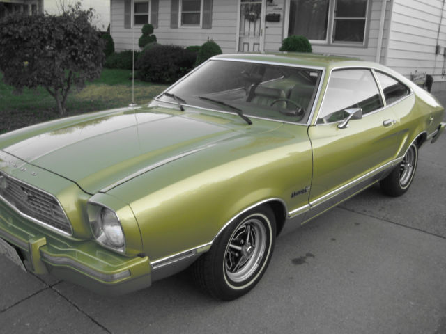 1974 Green Ford Mustang Hatchback