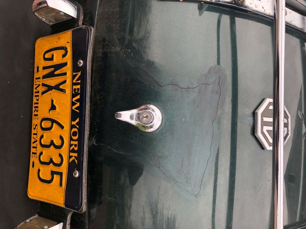 1976 Green MG MGB Convertible