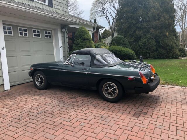 1976 Green MG MGB Convertible