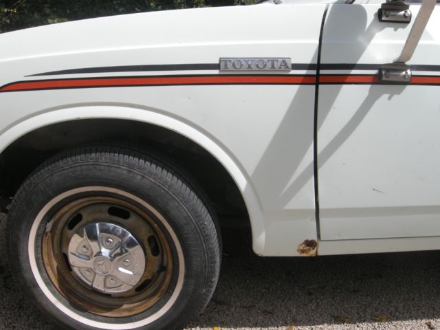 1976 White Toyota Other Long Bed