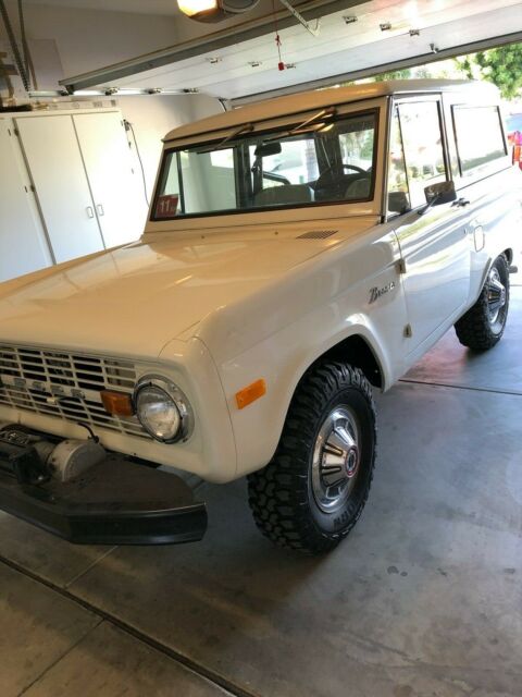 1977 WHITE Ford Bronco SUV