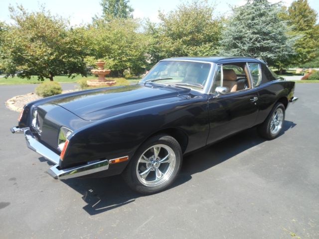 1978 Midnight blue Studebaker Avanti ll Coupe