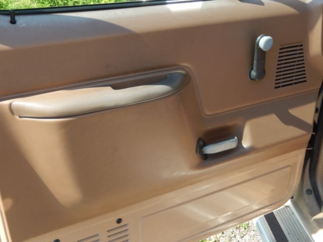 1987 Tan/Brown Ford F-250 Standard Cab Pickup