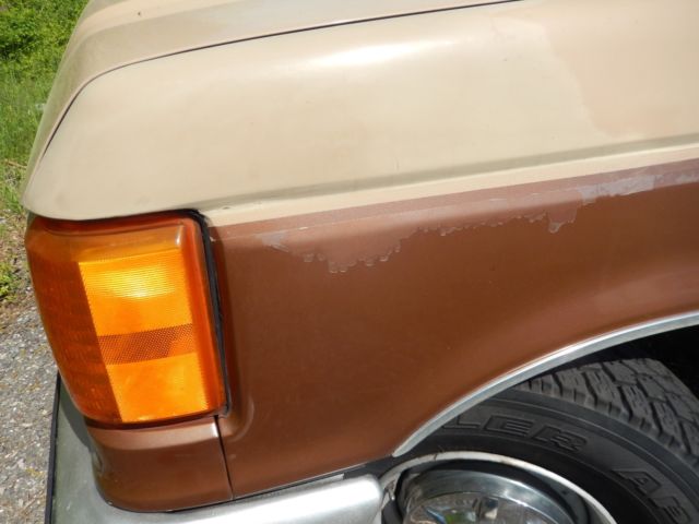 1987 Tan/Brown Ford F-250 Standard Cab Pickup