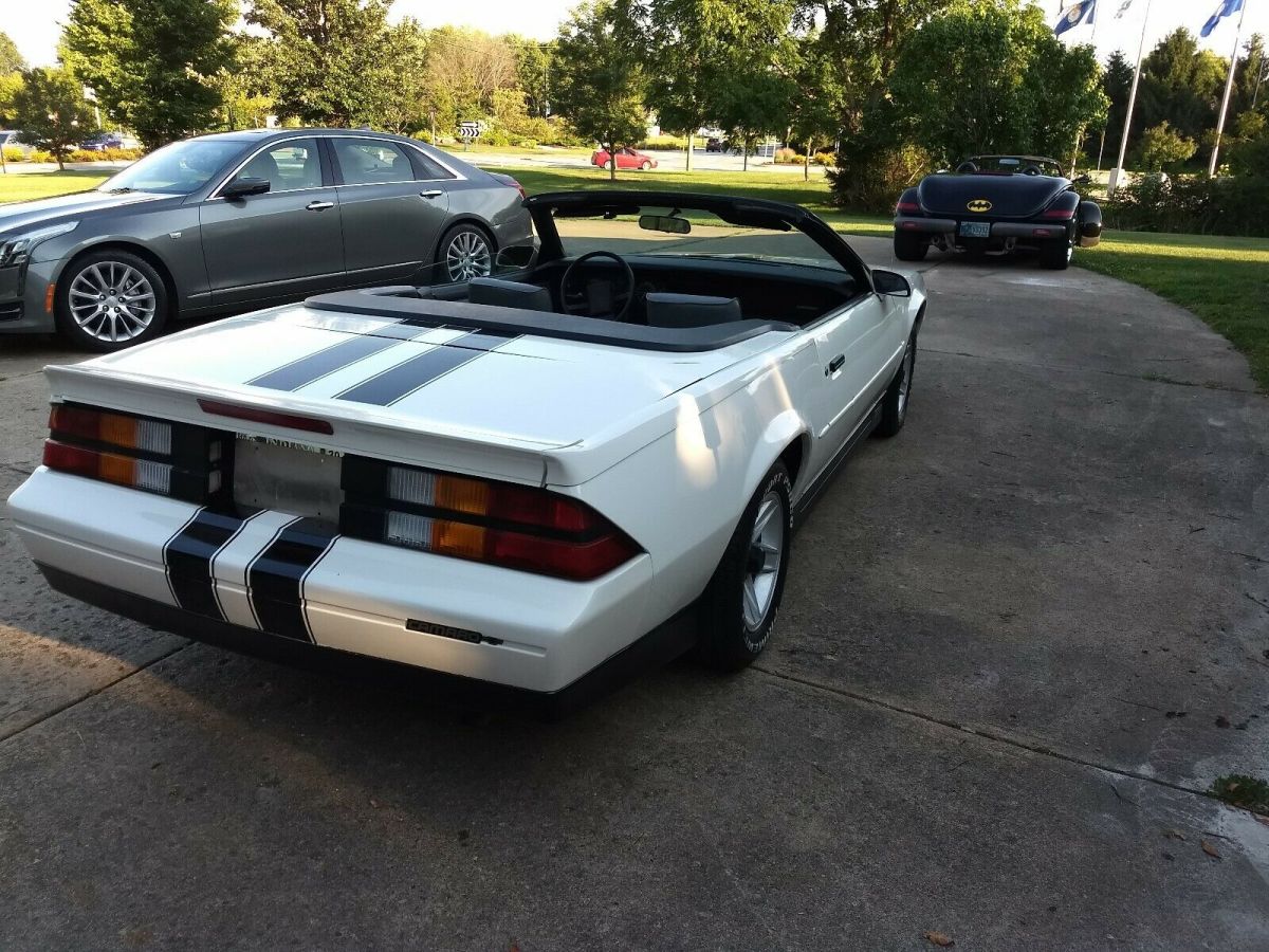 1988 White Chevrolet Camaro Convertible
