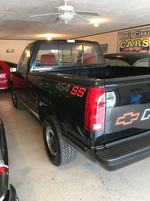 1990 Black Chevrolet Other Pickups