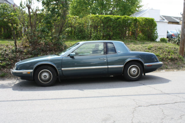 1992 Green Buick Riviera
