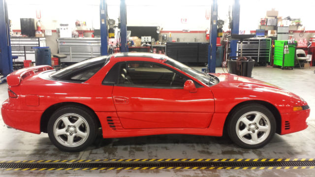 19930000 Red Mitsubishi 3000GT Coupe