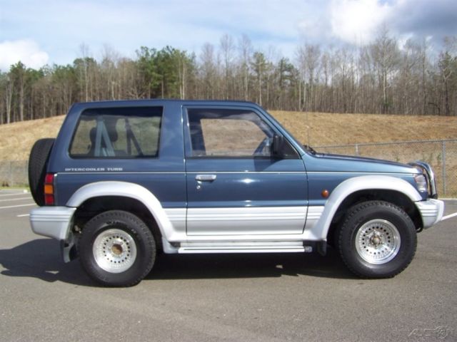 1991 Blue Mitsubishi Montero SUV