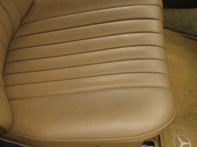 1985 Blue Mercedes-Benz 300-Series Wagon