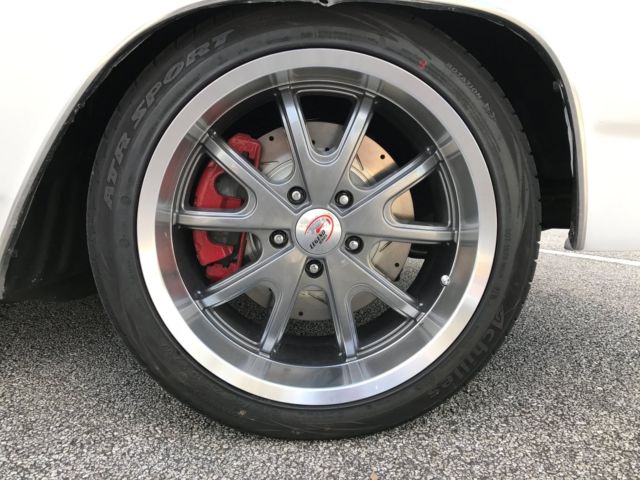 1965 White Chevrolet El Camino