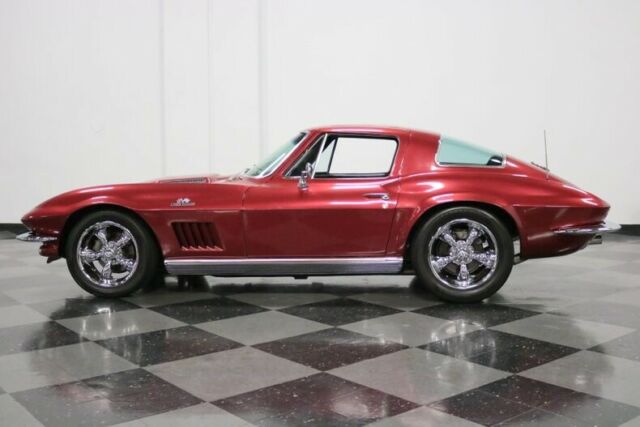 1966 Marlboro Maroon Chevrolet Corvette Coupe