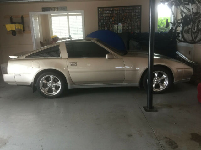 1988 Champaigne Nissan 300ZX Coupe
