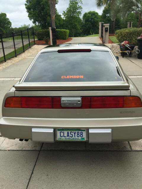 1988 Champaigne Nissan 300ZX Coupe