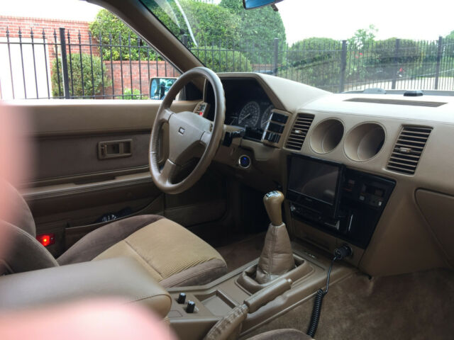 1988 Champaigne Nissan 300ZX Coupe