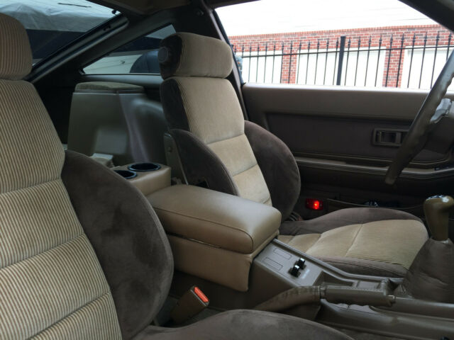 1988 Champaigne Nissan 300ZX Coupe