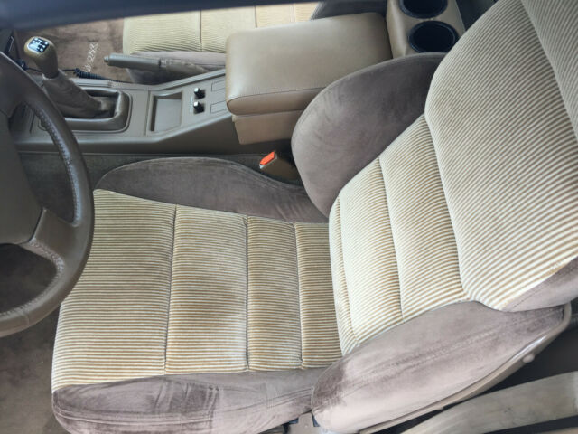 1988 Champaigne Nissan 300ZX Coupe