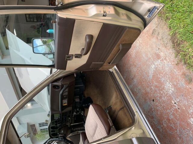 1988 Two tone Toyota Land Cruiser SUV