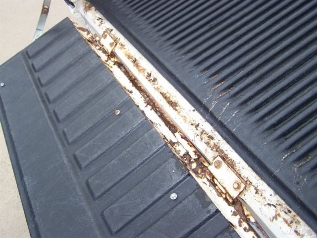 1984 White Toyota Pickup Pickup Truck