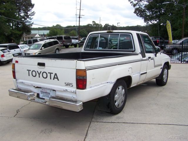 1984 White Toyota Pickup Pickup Truck