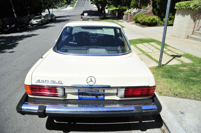 1980 Cream Mercedes-Benz SL-Class Coupe