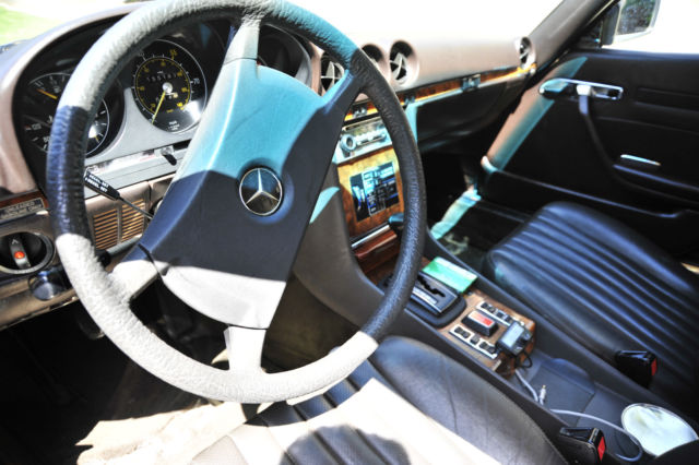 1980 Cream Mercedes-Benz SL-Class Coupe