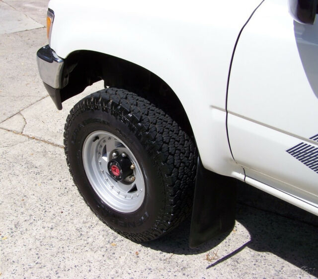 1989 White Toyota Tacoma Pickup Truck