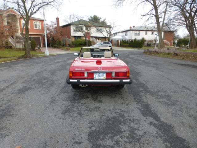 1987 Red Mercedes-Benz SL-Class Convertible