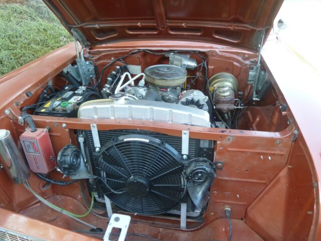 1957 sierra gold/beige Chevrolet Bel Air/150/210 Coupe