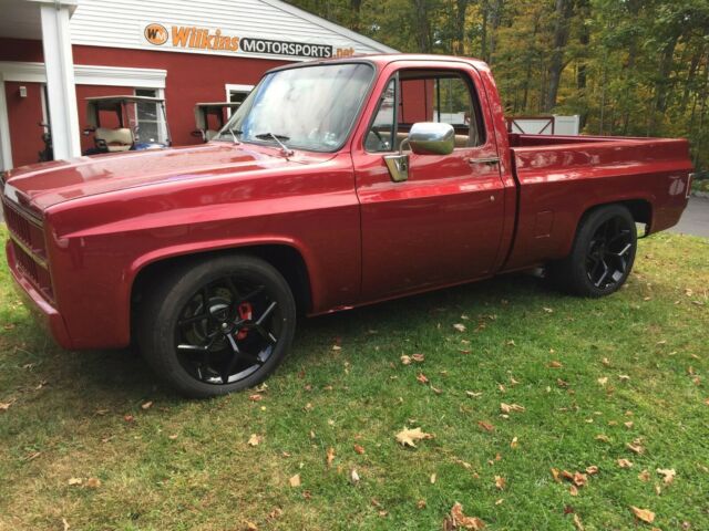 1982 Burgundy/Red Chevrolet C-10 Standard Cab Pickup