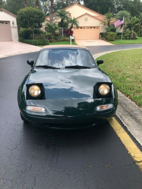 1991 BRITISH RACING GREEN Mazda MX-5 Miata Convertible