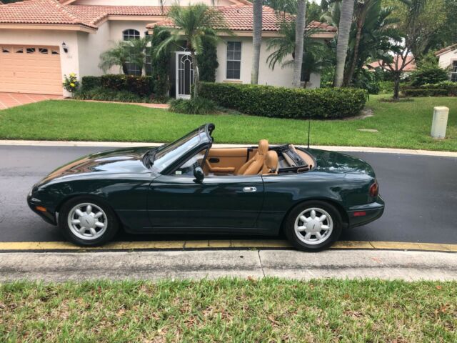 1991 BRITISH RACING GREEN Mazda MX-5 Miata Convertible