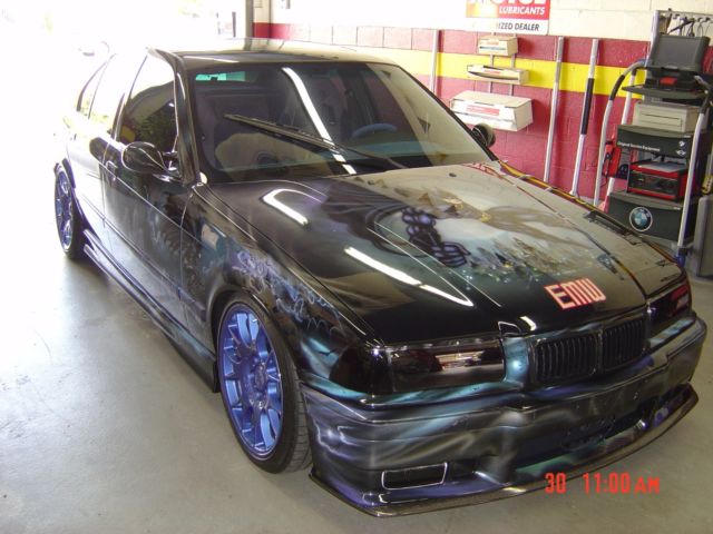 1992 Black BMW 3-Series Sedan