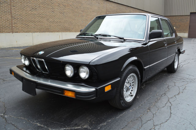 1988 Black BMW 5-Series 4 door sedan