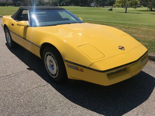 1986 Yellow Chevrolet Corvette Convertible