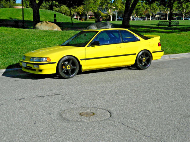 1990 RaCeTeK  YeLLoW Acura Integra
