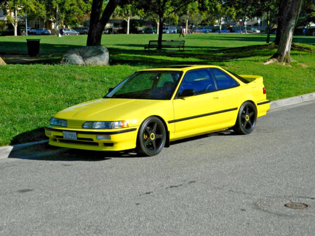 1990 RaCeTeK  YeLLoW Acura Integra
