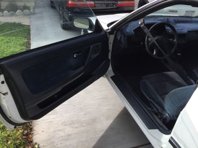 1992 White Acura Integra Hatchback
