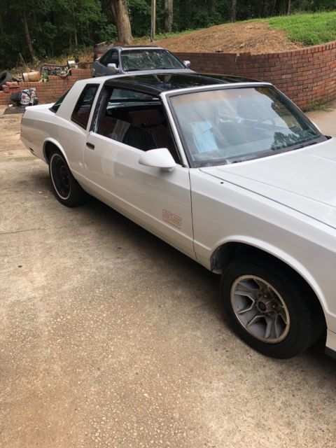1987 Chevrolet Monte Carlo Coupe