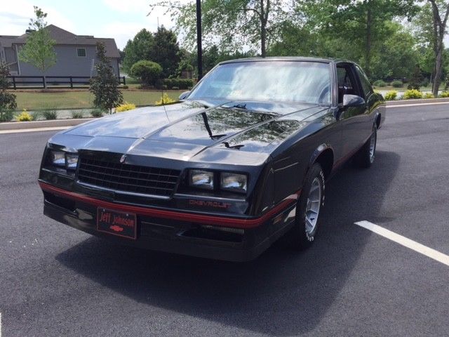 1987 Black Chevrolet Monte Carlo Coupe