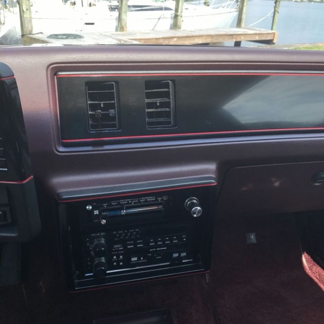 1987 Burgundy Chevrolet Monte Carlo Coupe