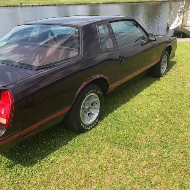 1987 Burgundy Chevrolet Monte Carlo Coupe