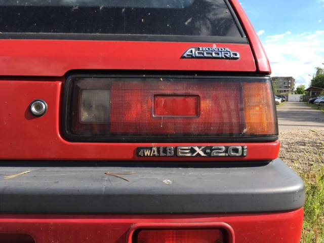 1989 Red Honda Accord