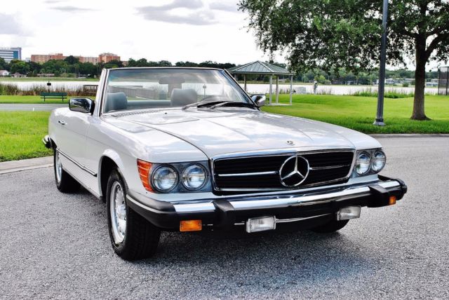 1980 White Mercedes-Benz SL-Class Convertible