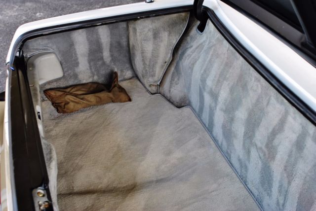 1980 White Mercedes-Benz SL-Class Convertible