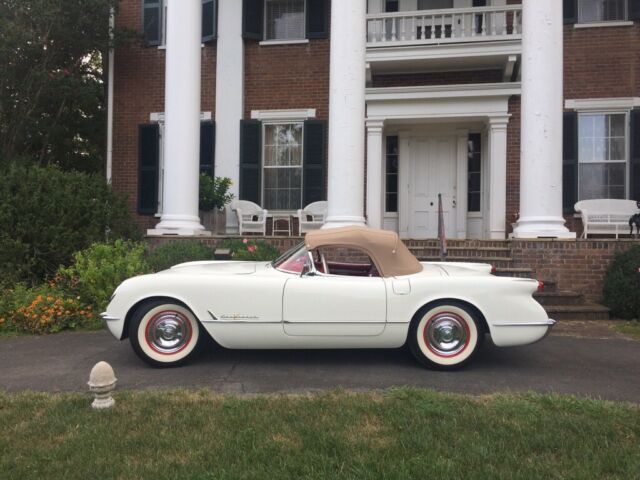 1954 White Chevrolet Corvette Convertible